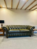Chesterfield Belmont: Three-seater Leather Sofa