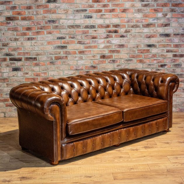 Chesterfield Oxford: Three-seater Leather Sofa