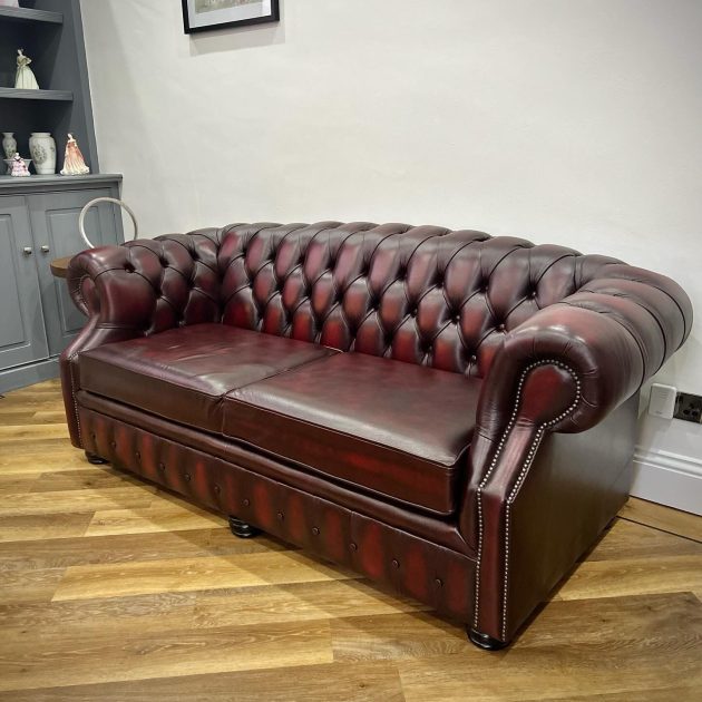 Chesterfield Derbyshire: Four-seater Leather Sofa