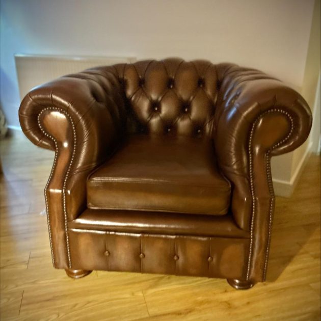 Chesterfield Derbyshire: Leather Tub Chair